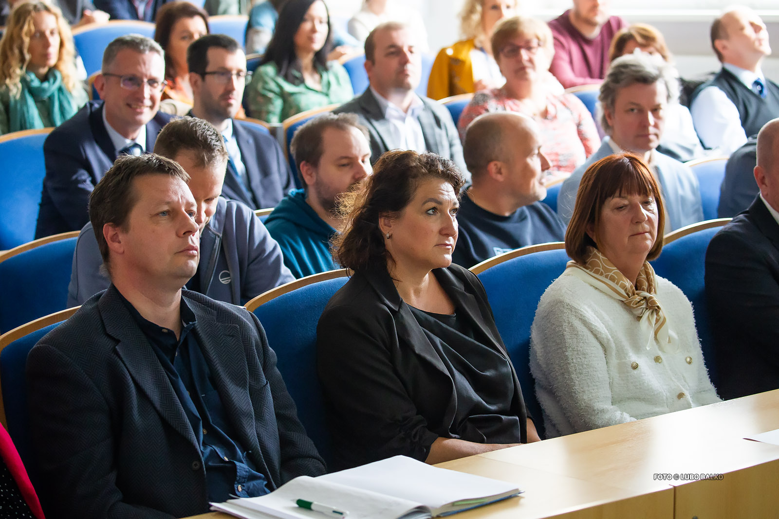 002 1dx 9560 20260326 1387257115