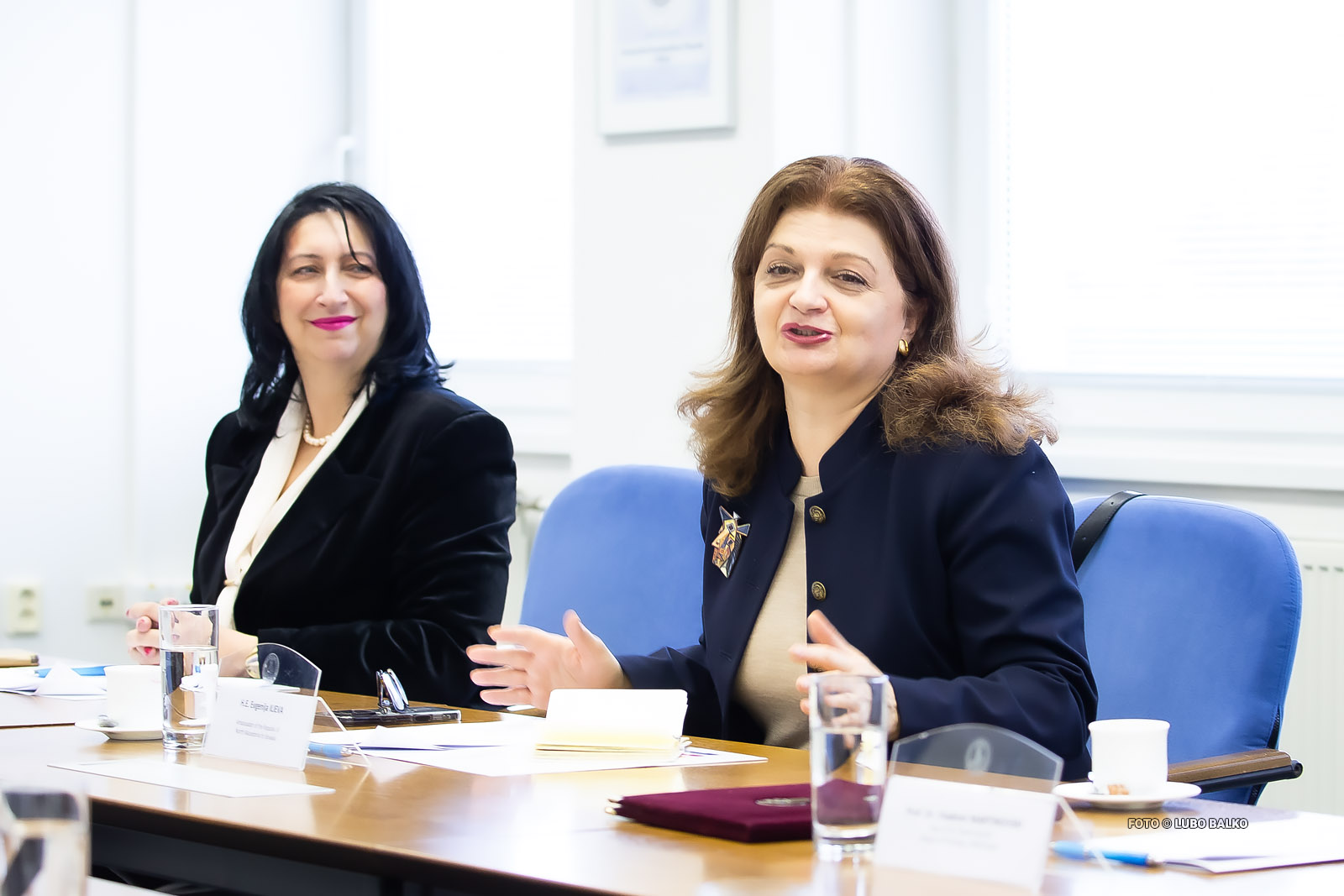 012 1dx 7302 20251212 1743342371