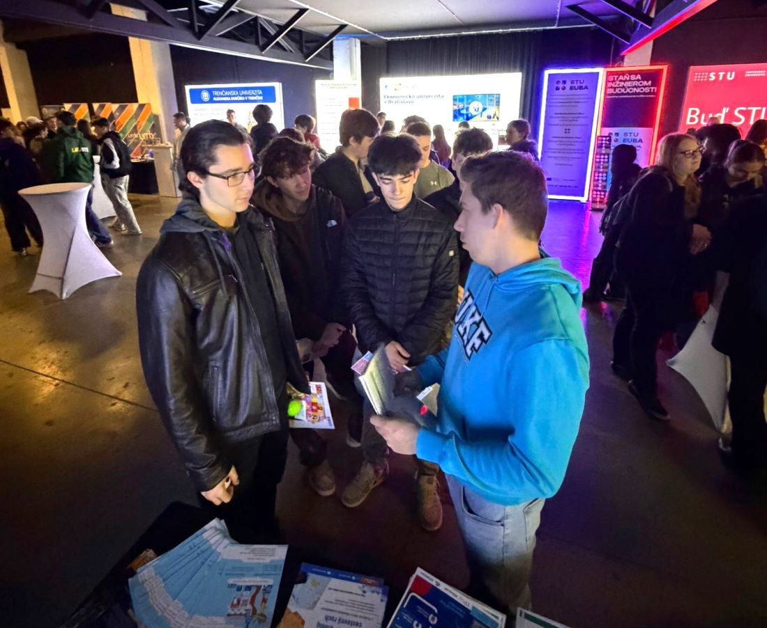 46194b81 5f59 49bf 85f6 384384aab585 kk 