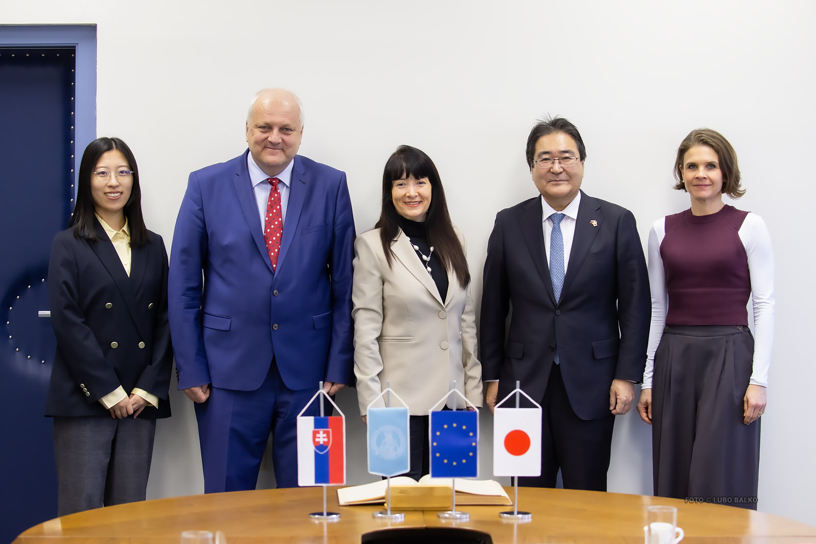 Na našej univerzite prednášal japonský veľvyslanec